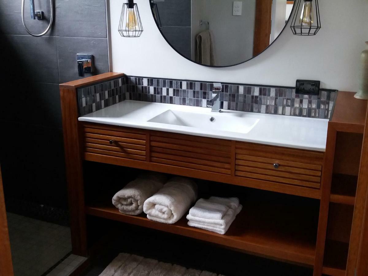 Forest Lodge: Little Villa Agnes Water Bagian luar foto