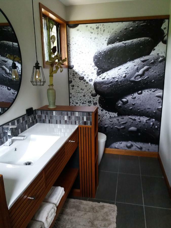 Forest Lodge: Little Villa Agnes Water Bagian luar foto